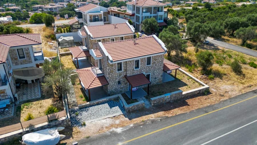 Datça'da taş cepheli müstakil villa